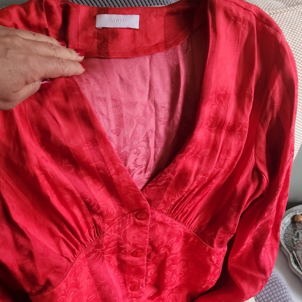 2nday Vibrant Red Button-Up